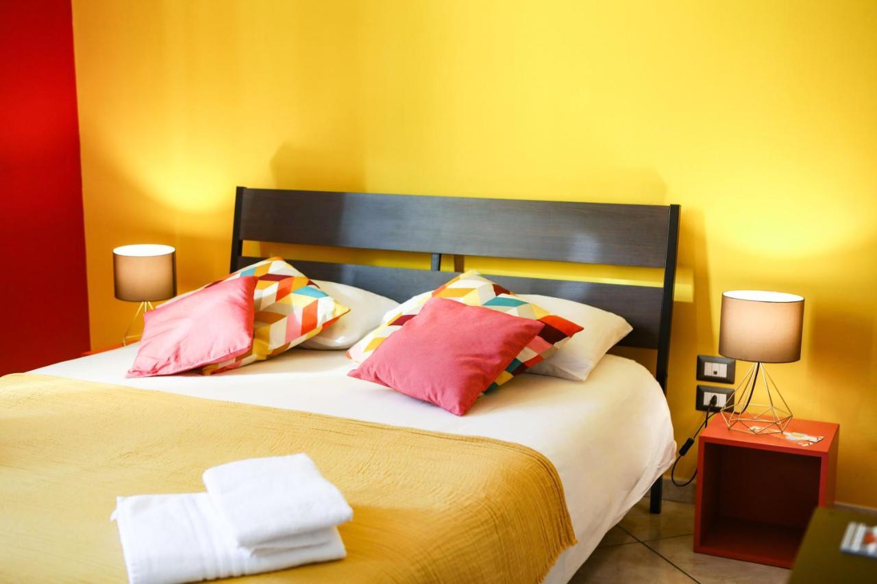 ナポリ Materdays 24 Bed & Breakfast エクステリア 写真