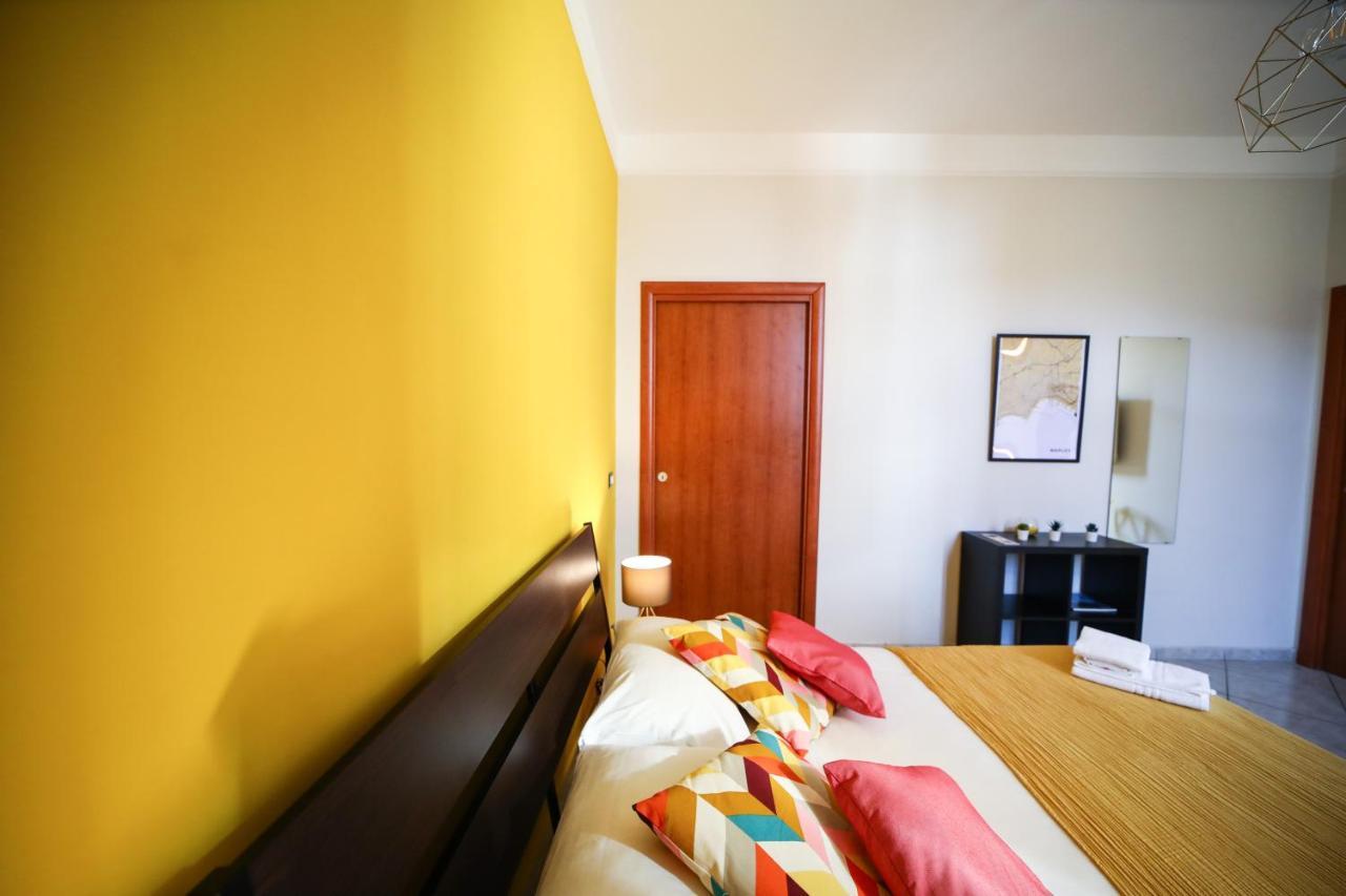 ナポリ Materdays 24 Bed & Breakfast エクステリア 写真